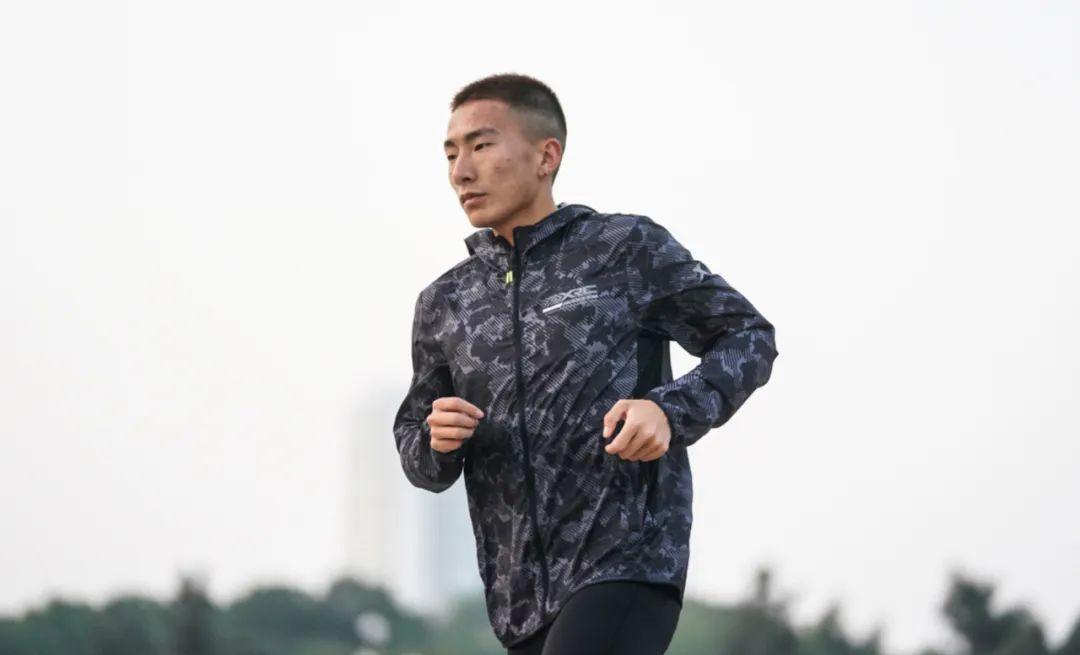 马拉松靠的是_马拉松靠的是什么_马拉松是怎么跑下来的