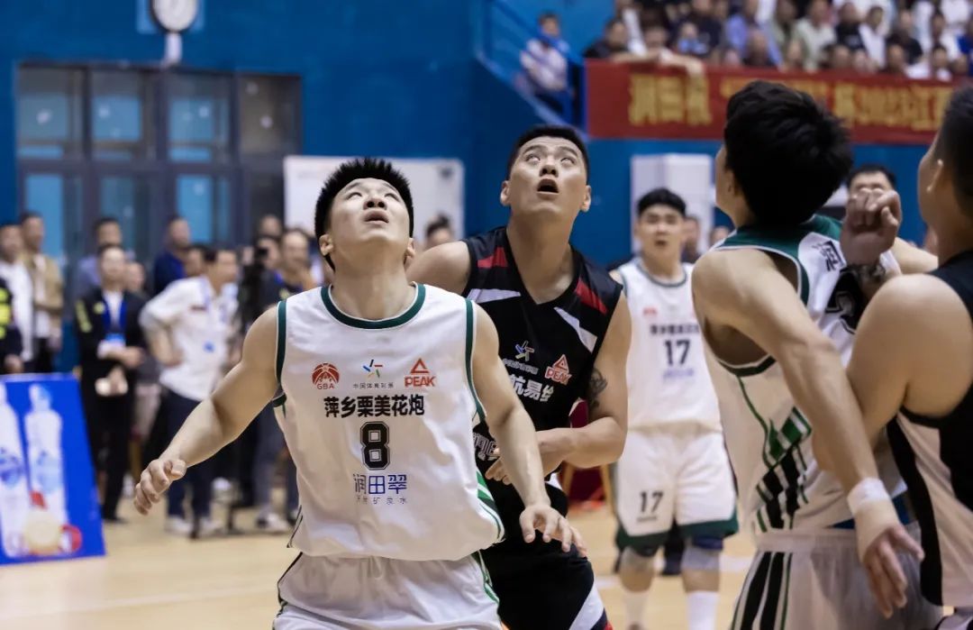 萍乡篮球第一人_萍乡有获得过江西篮球冠军吗_萍乡篮球最厉害的人