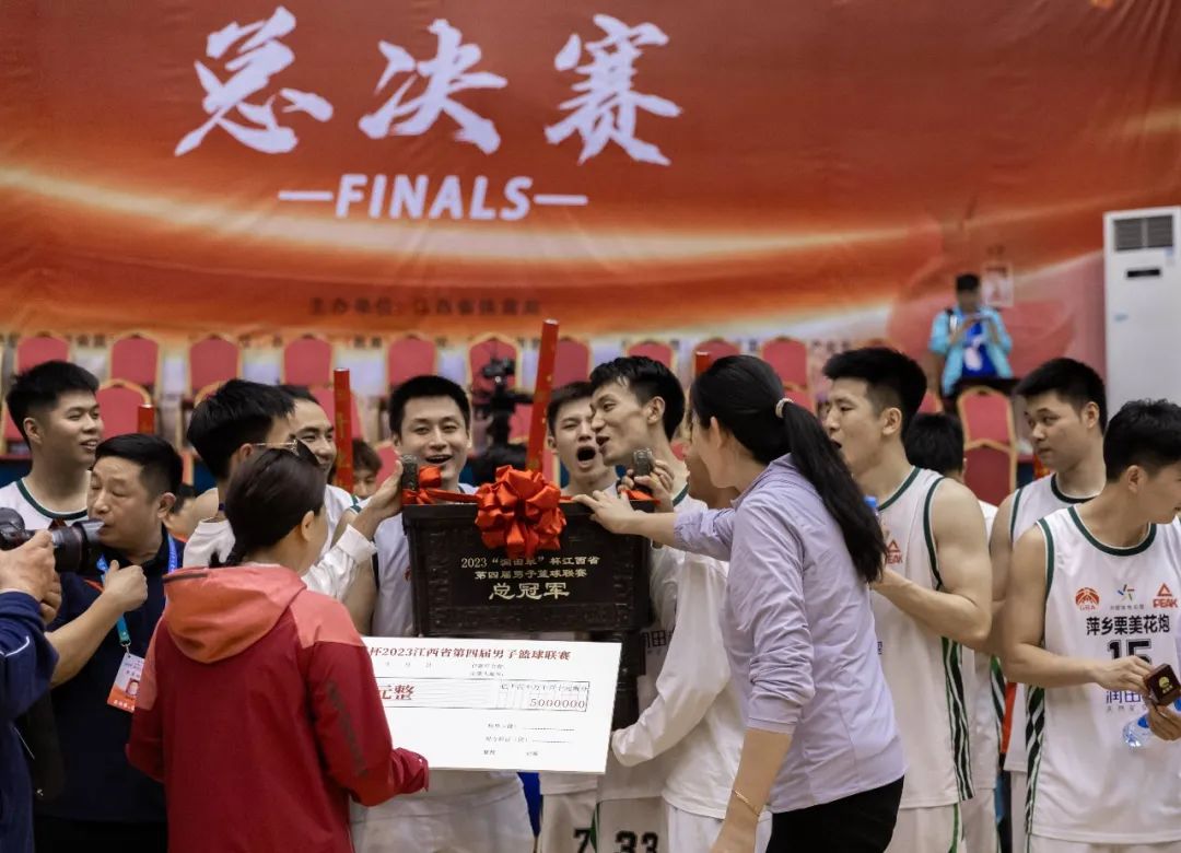 萍乡篮球最厉害的人_萍乡有获得过江西篮球冠军吗_萍乡篮球第一人