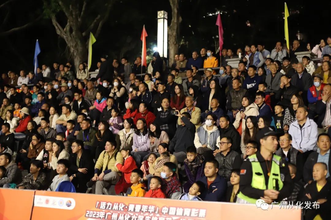 大学篮球赛冠军_工业学院篮球比赛冠军是谁_篮球工业学校给我弄个图片